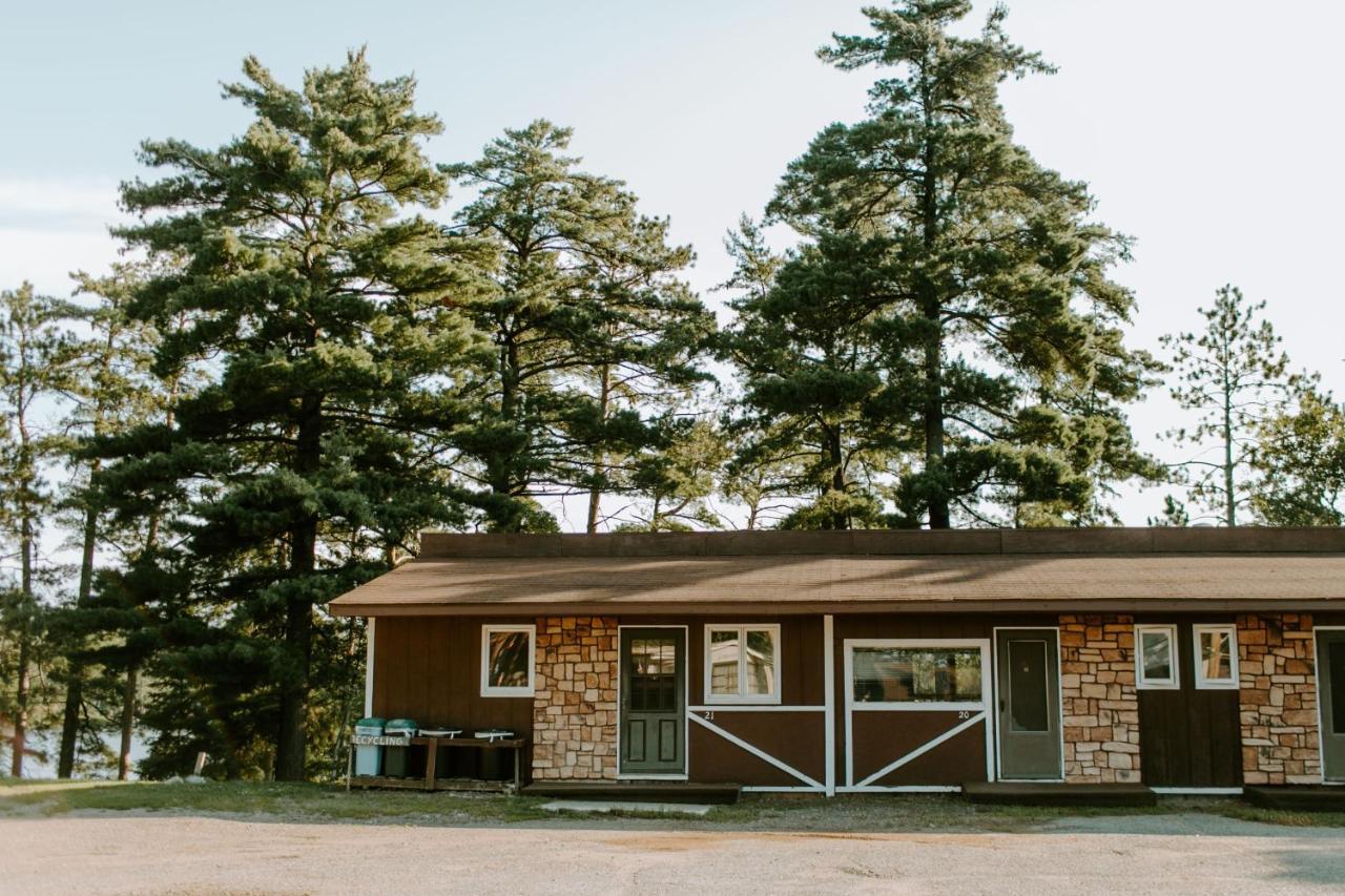 Silver Rapids Lodge & Campground Ely Exterior foto