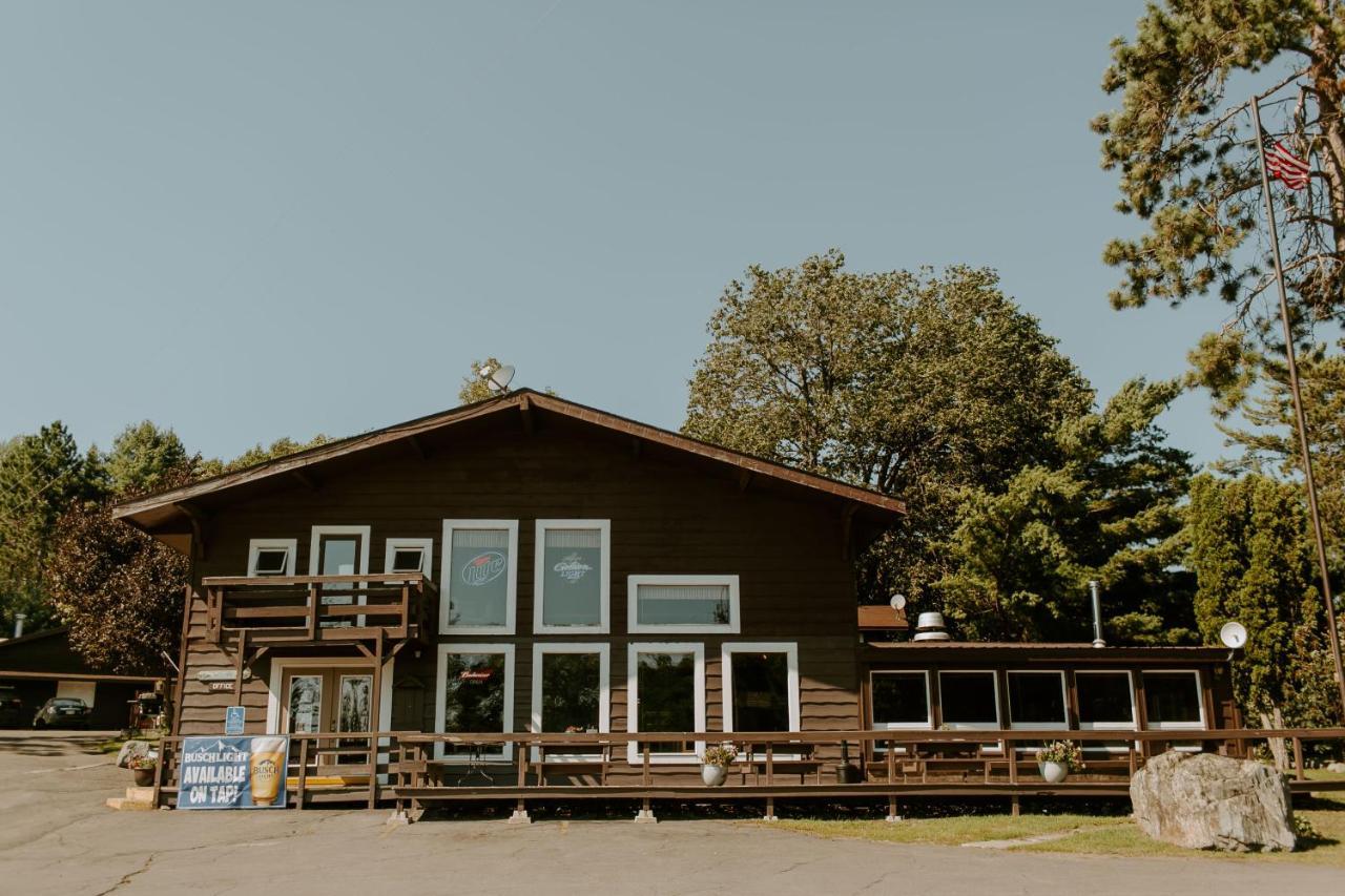Silver Rapids Lodge & Campground Ely Exterior foto