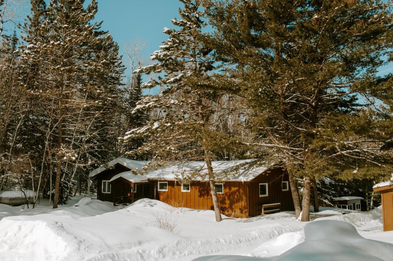 Silver Rapids Lodge & Campground Ely Exterior foto